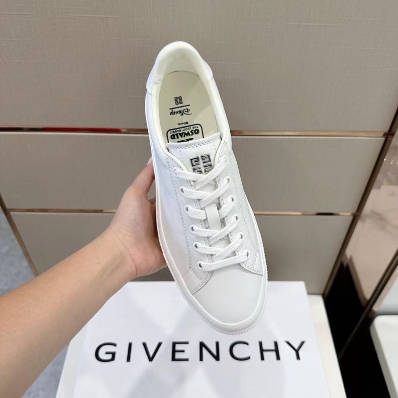 Givenchy Sneakers